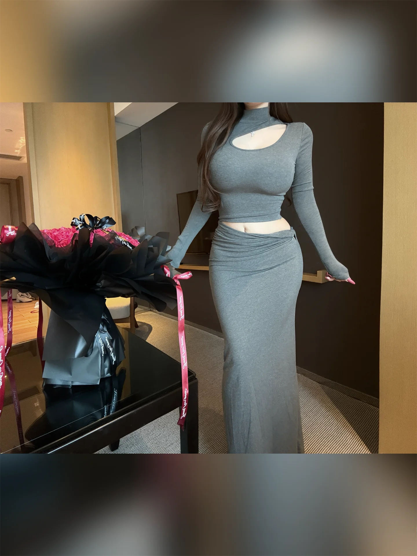 

plus Size Fleece Lined Long Sleeve T-Shirt And Skirt Set Women's Sexy Style Cotton Blend Hollow out High Collar Outfit