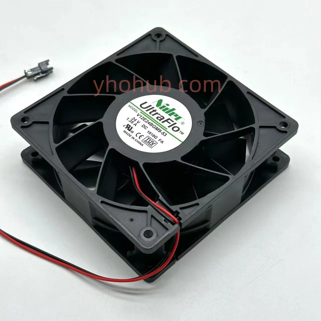

Nidec V12E24BGM9-53 DC 24 В 1,35 А 120x120x38 мм 2-проводной охлаждающий вентилятор для сервера
