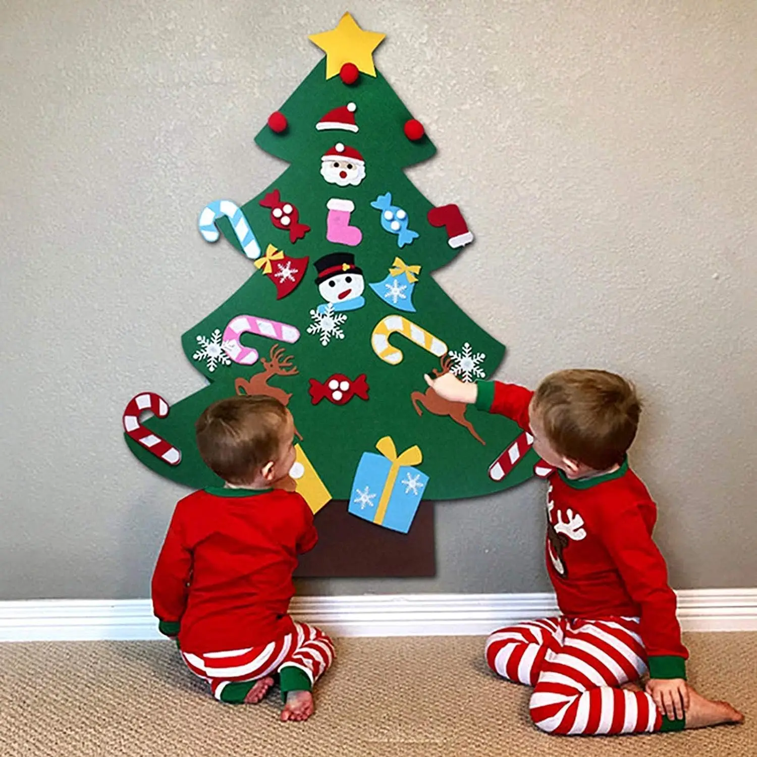 

DIY Felt Christmas Tree for Kids with Detachable Ornaments,New Year and Xmas Gifts Door Wall Hanging Christmas Tree Decorations