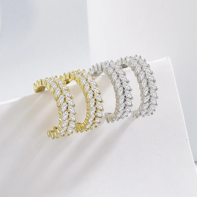 

Серьги из стерлингового серебра 925 пробы с геометрическим рисунком C-образной формы, полностью инкрустированные листьями циркона, элегантные легкие роскошные уникальные и крутые стильные серьги