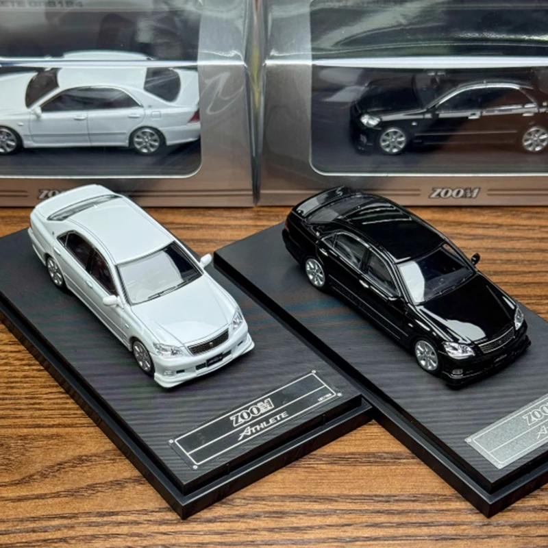 

Zoom 1:64 Athlete Sports Edition GRS184 12th Generation Alloy Car Model Collection Toy Gift