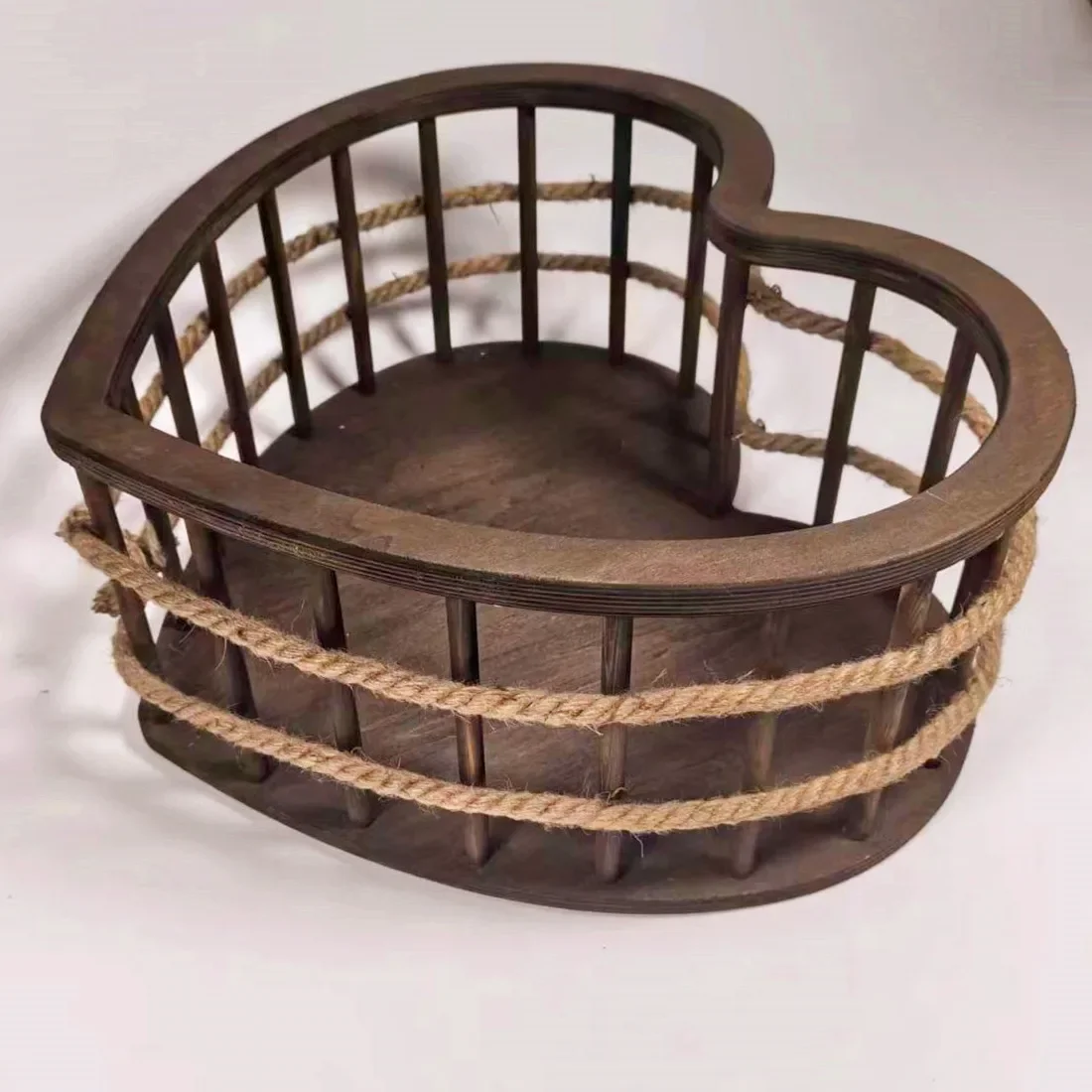 Vintage Nostalgia Heart-shaped Basin Newborn Photo Props Studio Background Basket Baby Photography Shooting Accessories Tool