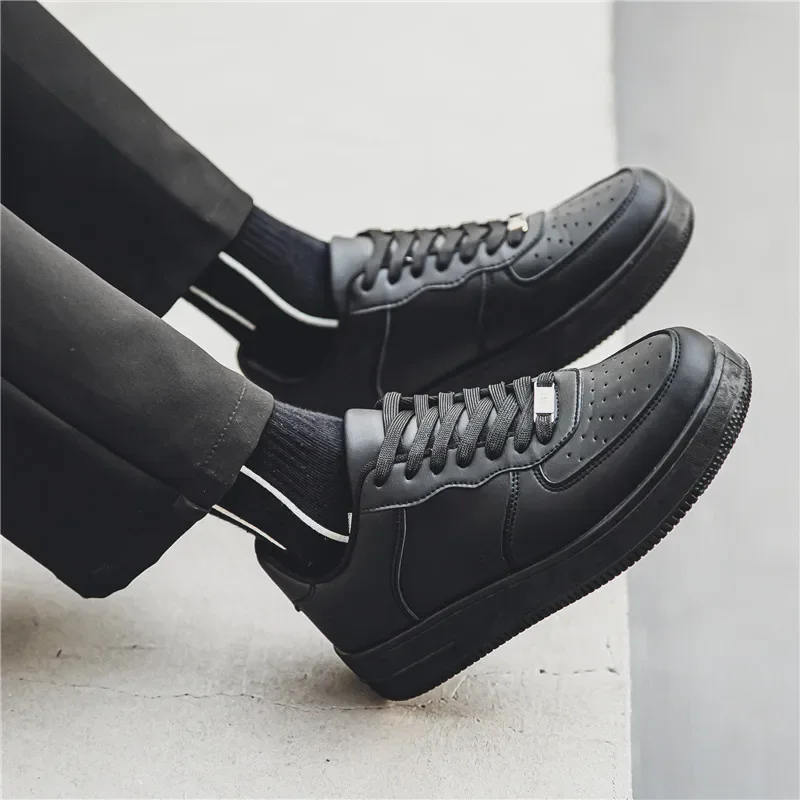 Men's Summer Breathable Casual Shoes Black Air Force Sports One Black Kitchen Trendy Shoes Rubber Outsole Comfortable Men's Snea