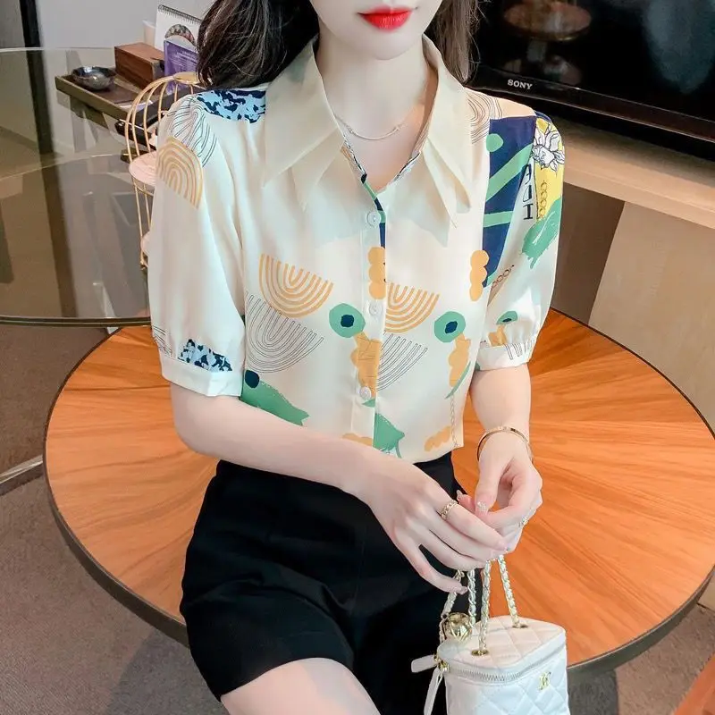 Printed Chiffon Shirt for Women in Summer Short Sleeved New Fashionable French Top