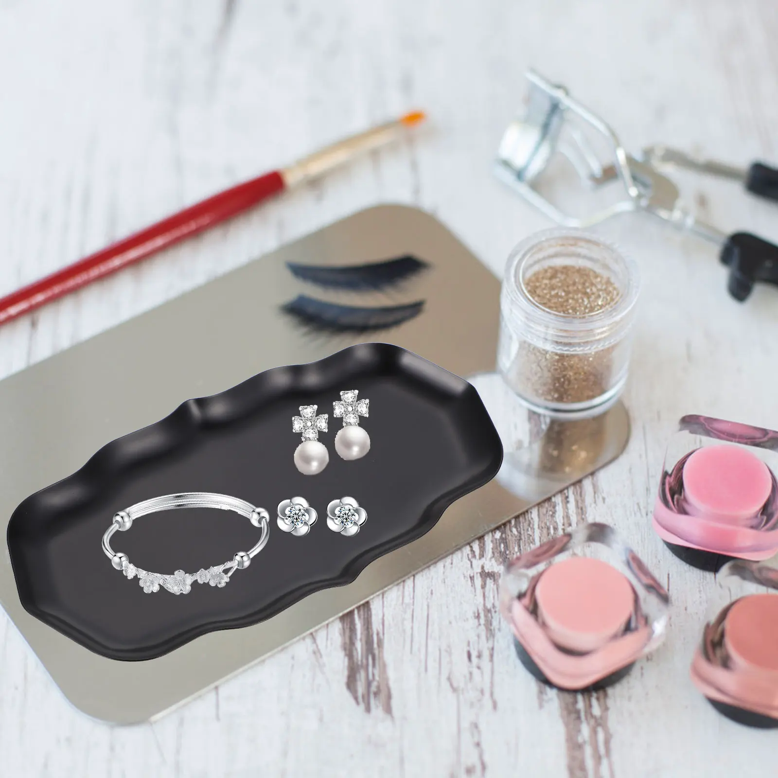 

2Pcs Metal Tray Jewelry Storage Plate Desktop ganizer Ring Dish Earring Holder Decorative Trinket Bedroom Table Display