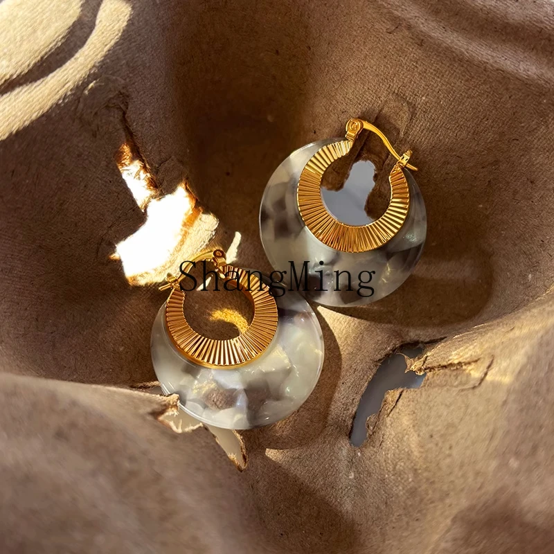 HJ exaggerated amber circle earrings women's light luxury niche stud earrings temperament classic earrings