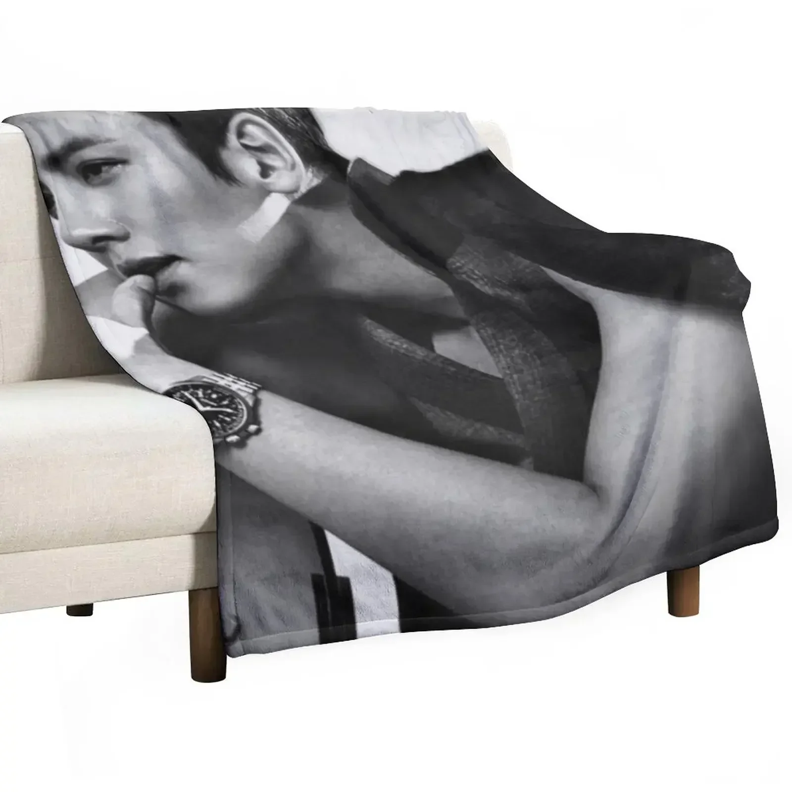 

Ji Chang wook -  Throw Blanket funny gift Flannel Fabric Decorative Sofa Blankets