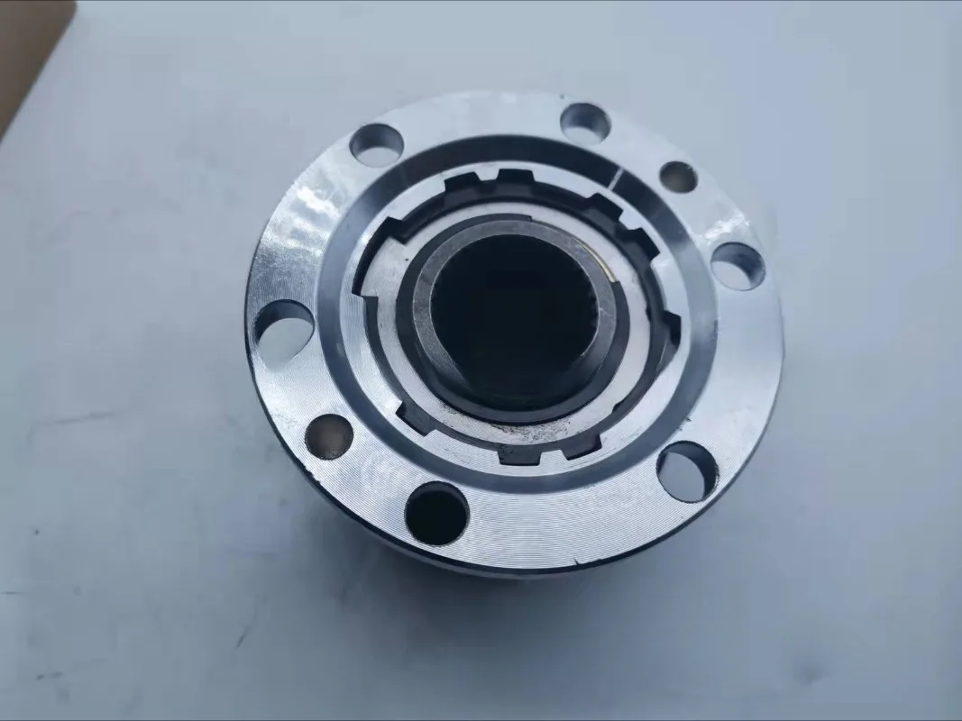 Suitable for FJ62 BJ60 Front Wheel Locking Hub 43530-69045 43530-60016 43530-60031 4WD Axle Replacement Part
