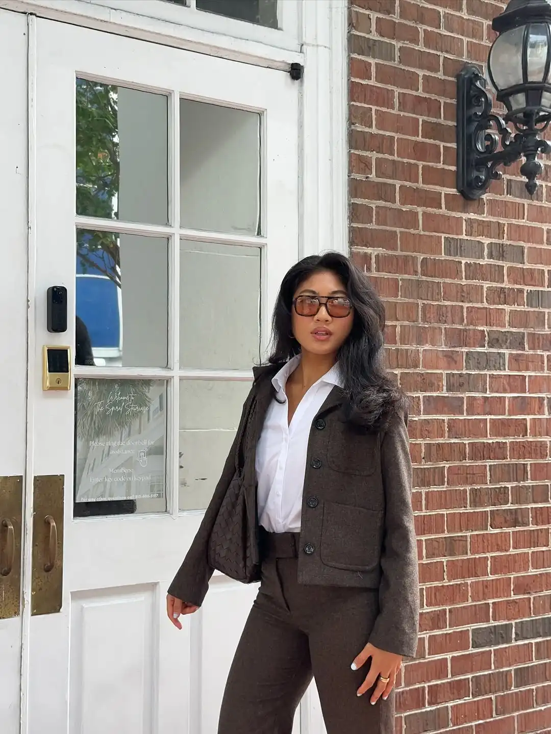 معطف نسائي أنيق من الصوف البني كاجوال بجيب طية صدر السترة فضفاض وصدر واحد سترة قصيرة للسيدات سترات مكتب للتنقل اليومي #2