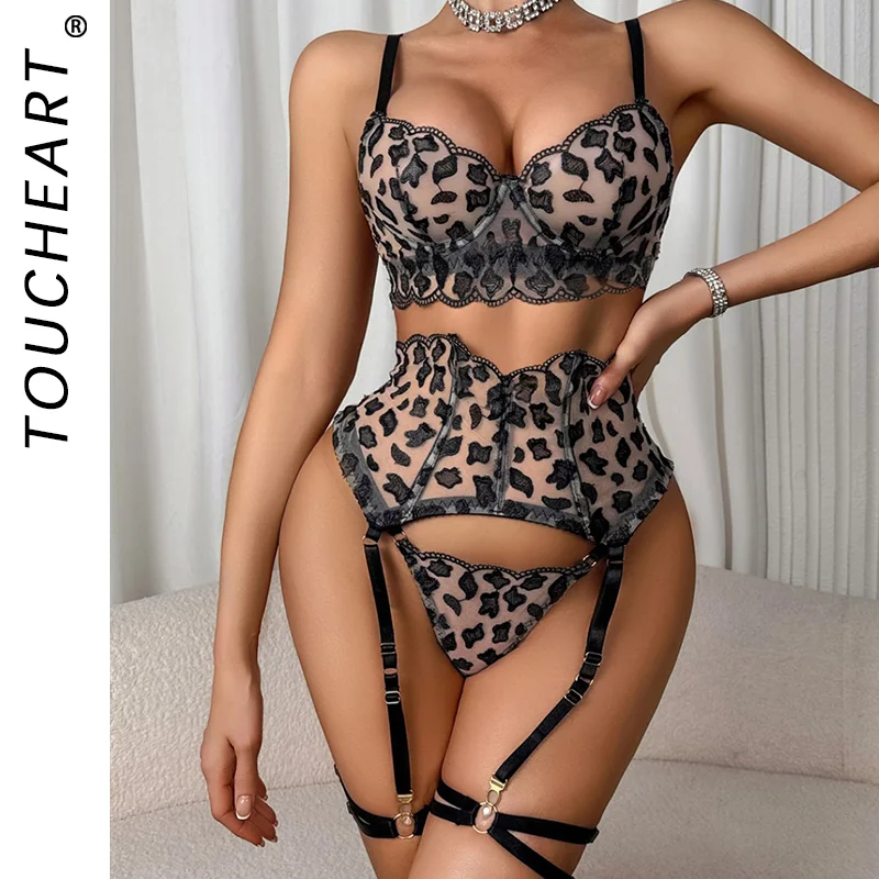 

Toucheart Lace Embroidery Sexy Underwear Panty Set Slim Backless Plunge Patchwork Spaghetti Strap Girl Interesting Bralette Set