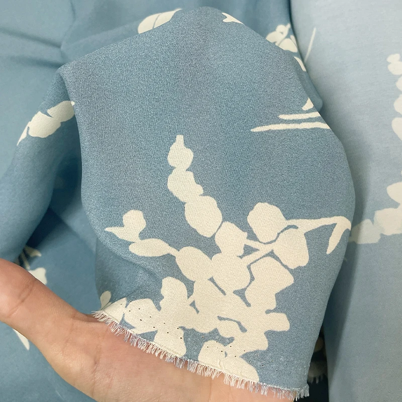 Redraspberry 137cm 72g  Silk  crepe de chine mist blue with white flowers fabrics clothes Garment sewing materials Free shipping