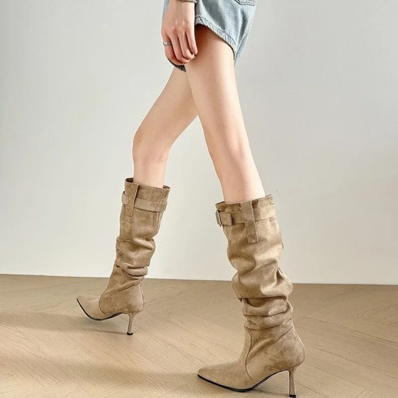 2025 الخريف والشتاء جديد حزام مشبك عالية الكعب وأشار كعب رقيقة التخسيس أحذية طويلة للنساء #1