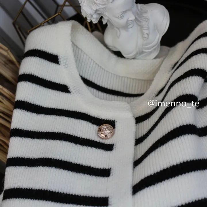 Suninbox Korean Fashion Black And White Striped Knitted Sweater Cardigan Short Sweater Jacket Long Sleeve Knitted Cardigan 2023