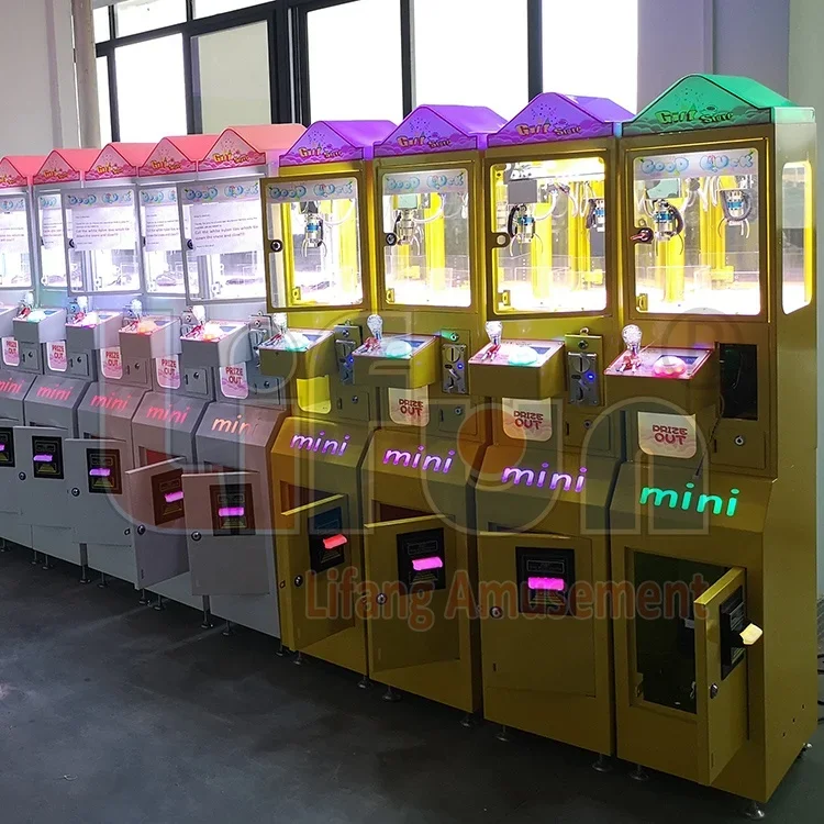 J01 Factory Wholesale Coin Operated Candy Arcade Game Cheap Mini Claw Machine For Malaysia, Small Toy Claw Crane Machine