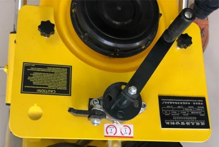 

New Design Asphalt Concrete groove Cutter Road Cutting Machine Saw XLD300