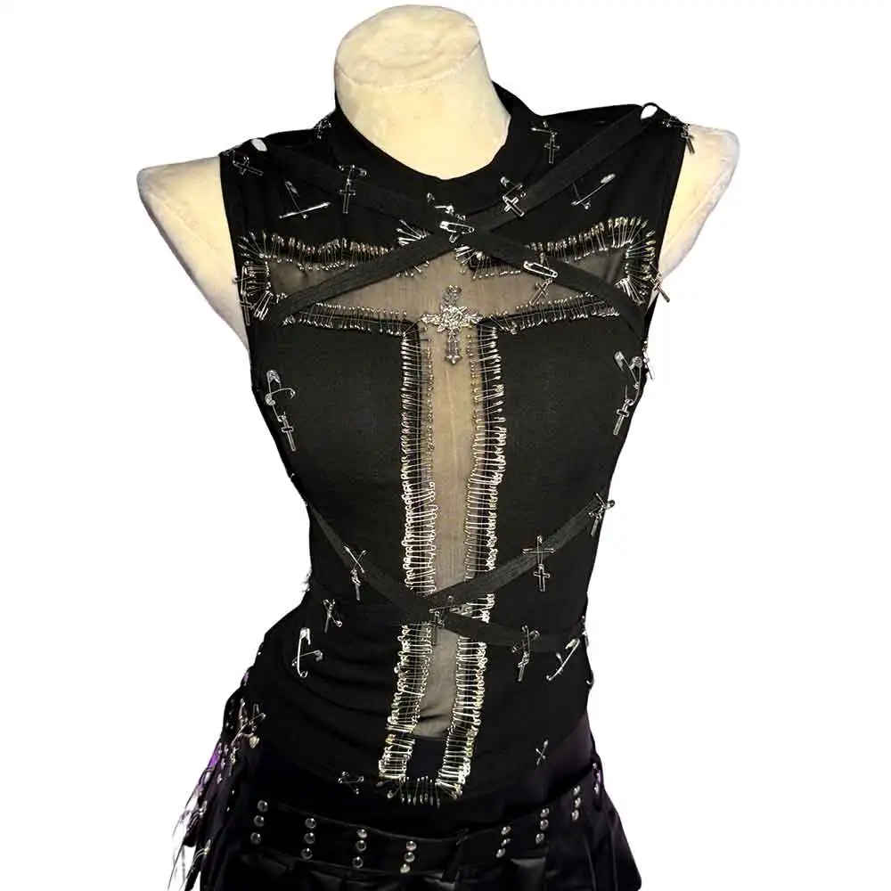 Women's Y2K Gothic Cross Crop Top Emo Grunge Punk Tank Egirl 90s Style Sexy Black Goth ALT T-Shirt for Party Rave Festival Wear