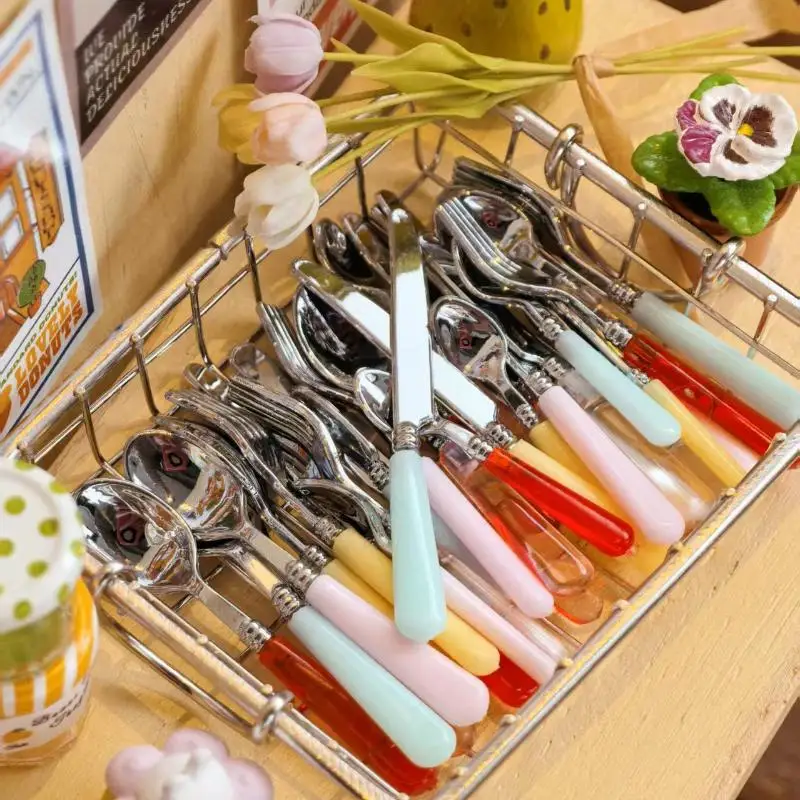 

5Pcs 1/6 Scale Dollhouse Mini Tableware Set Mini Knives Forks Spoons Kitchen Model Doll Gift