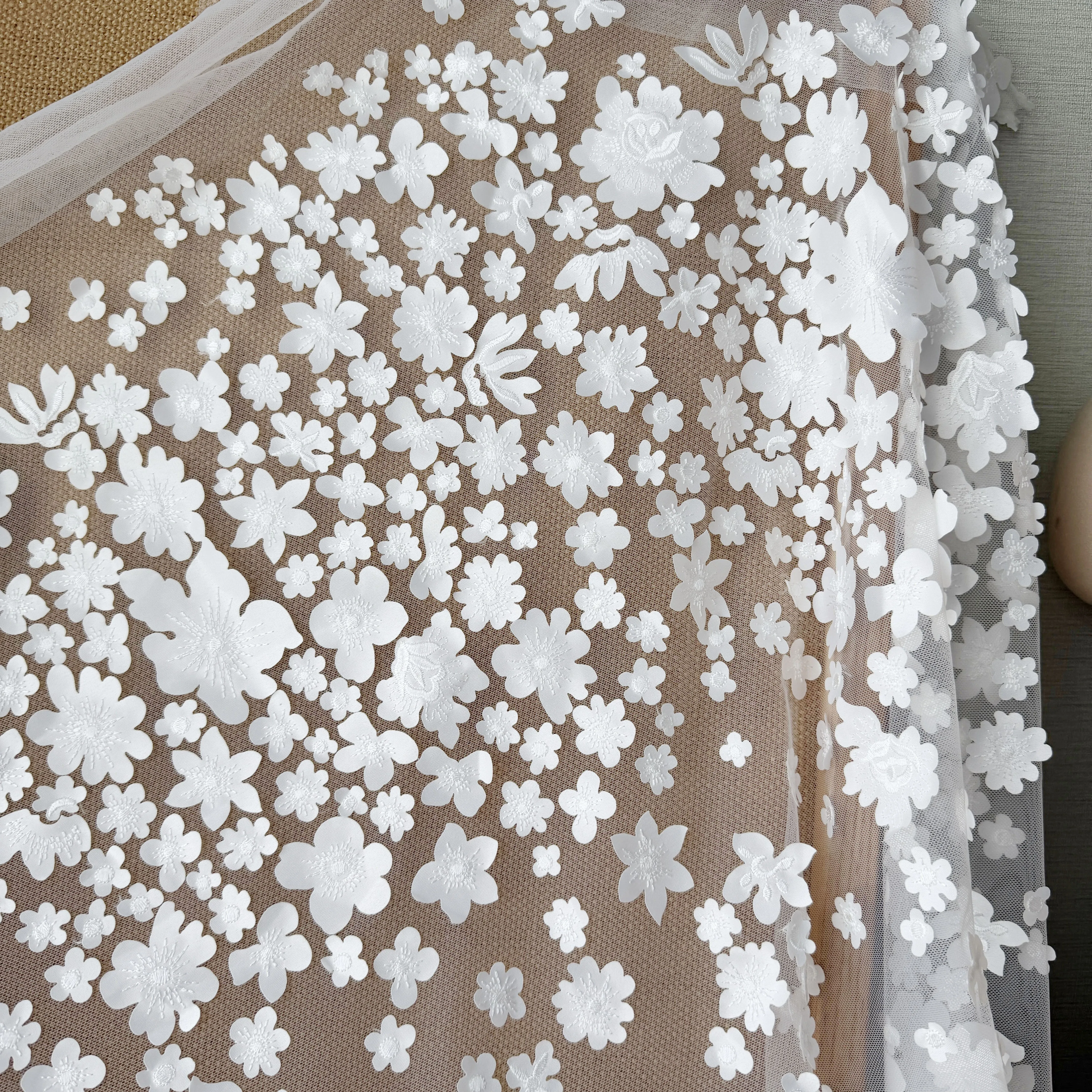 1 Yard 3D Lasergeschnittener Blumen-Spitzenstoff Kordel Braut Hochzeit Blumenstickerei – Detail 1