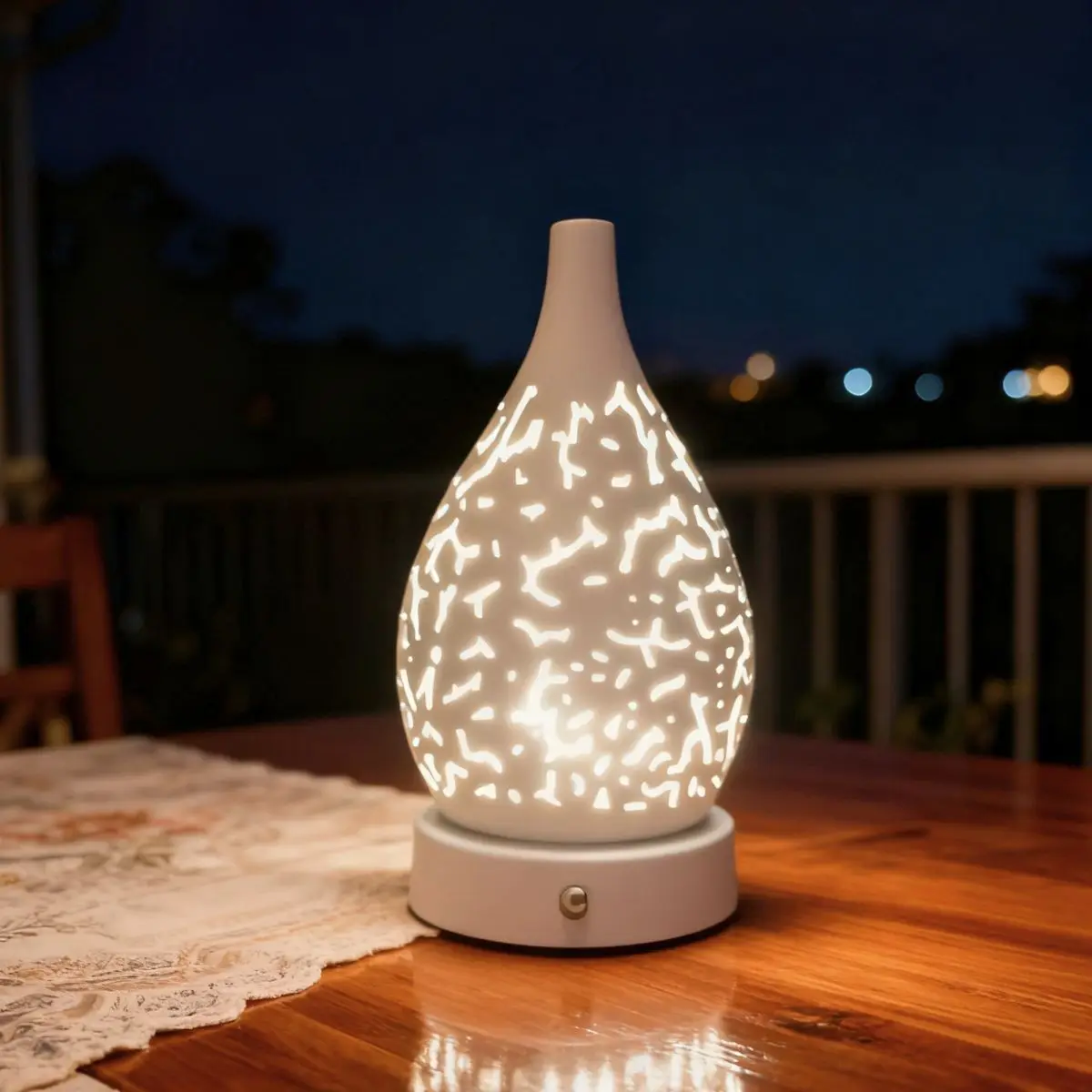 1 buah lampu malam berbentuk retakan tetesan air, penggunaan pengisian daya USB, sakelar sentuh untuk mengubah warna lampu, kecerahan yang dapat disesuaikan