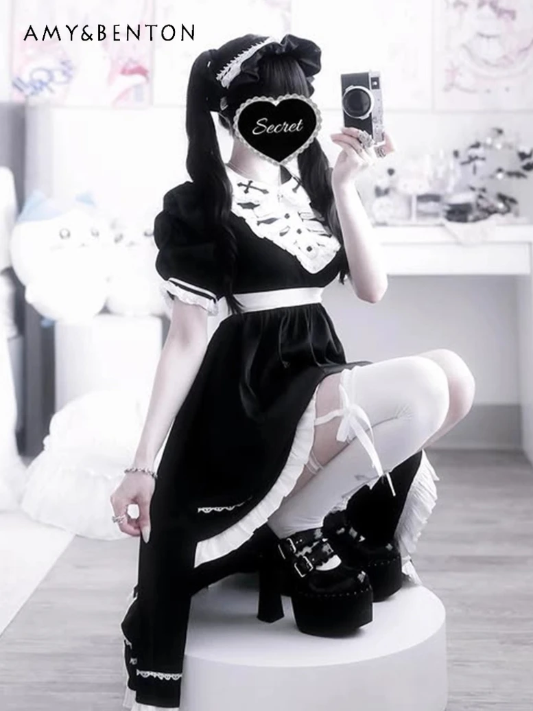 Japanese Retro Goth…