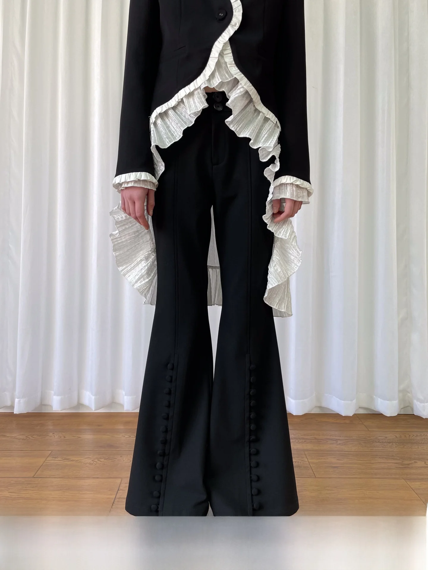 

Женские брюки с высокой талией и широкими штанинами из смесового хлопка, расклешенные, свободного кроя, повседневные, коллекция Весна 2026