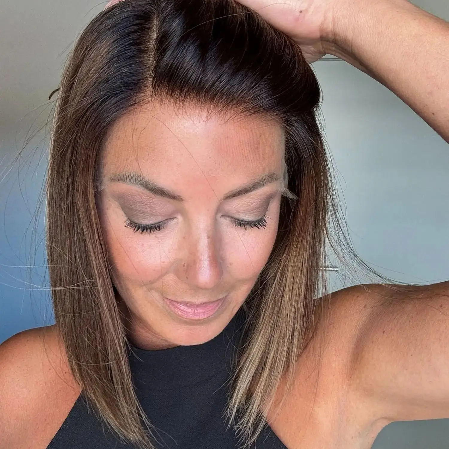 

Модный Боб Натуральные Прямые Короткие Бесклеевые Парики Синтетические Волосы Темно-Каштановый Коричневый Теневый Корь Фронта Шнурка Парики Распродажа