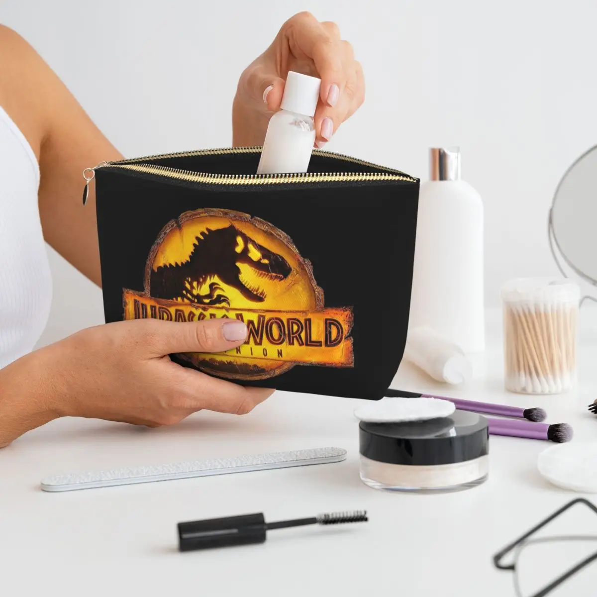 Jurassic World Wome…