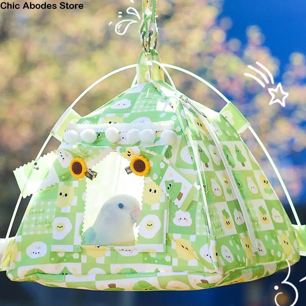

Triangular Bird Nest Hanging Cage Rainproof Stable Parrot Habitat Cave Breathable Portable Bird Hammock Houses