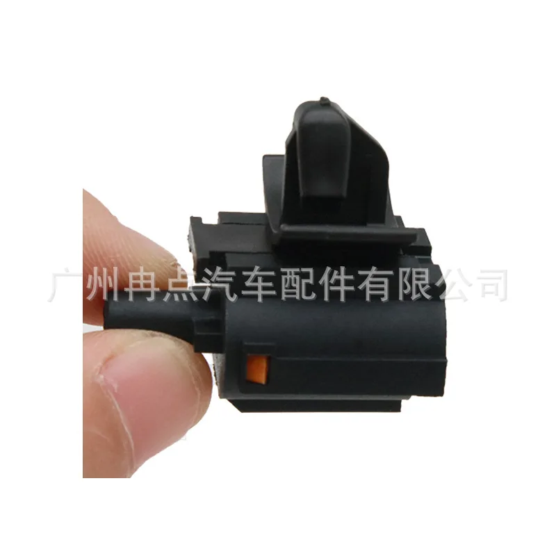 96985-3X000 For GENESIS Hyundai Kia, Air Temperature Sensor, Cross-Border Wholesale Spot