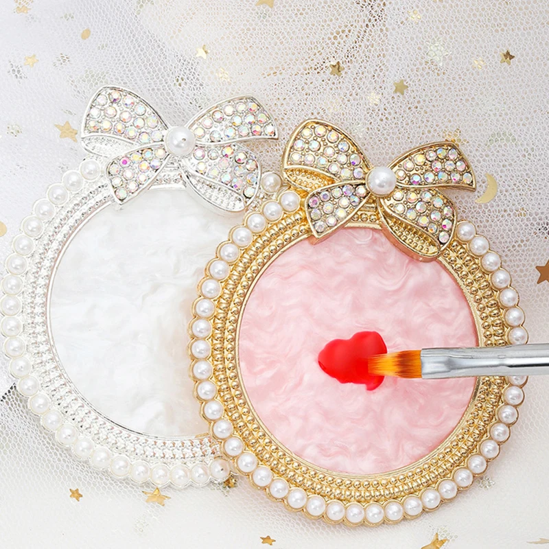 Z.Nail Photo Props Nail Enhancement Photography Prop Decor Pearl Net Decor Pearl Nail Art Palette Handheld Decor Background 1Pcs