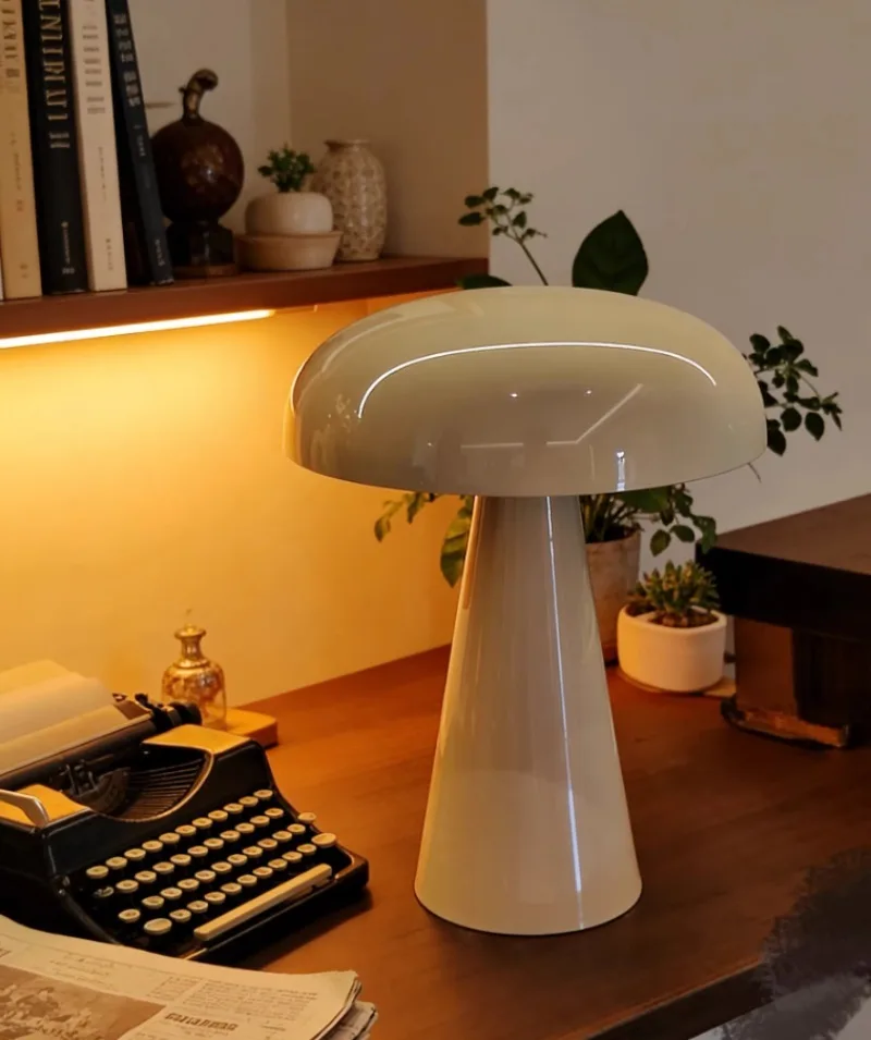 Popular mushroom lamp bedroom touch bedside night light bar restaurant ambient light decorative desk lamp