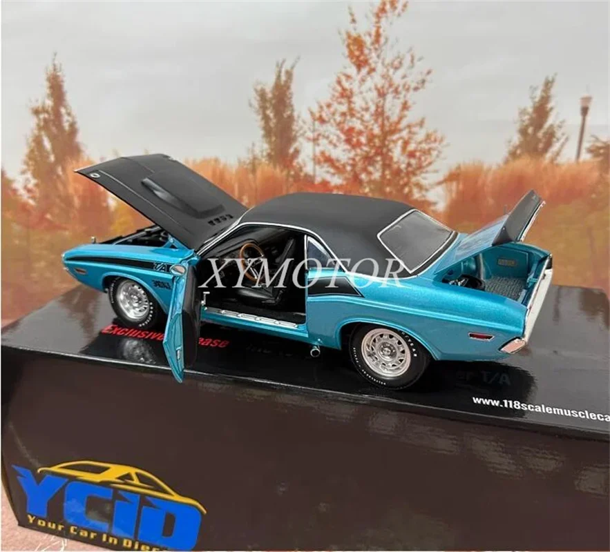 Acme-diecastマッスルカーモデル、オレンジと青のおもちゃ、ギフトホビーオーナメントコレクション、1:18ドッジチャレンジ、1970 t r、t hemi