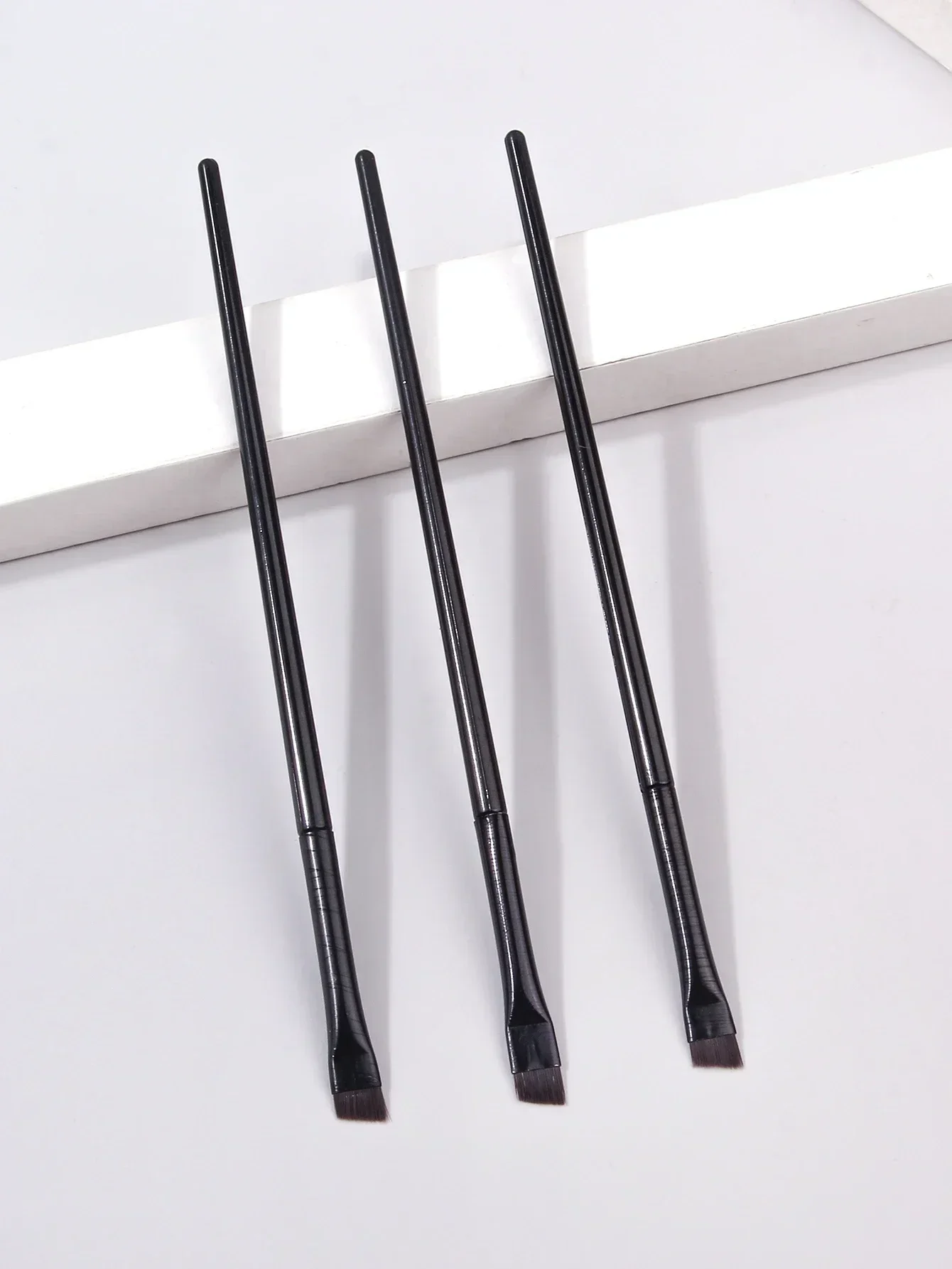 3pcs ultra-fine blade eyeliner brush ultra-thin soft makeup brush portable eyebrow brush multi-function multi-purpose makeup