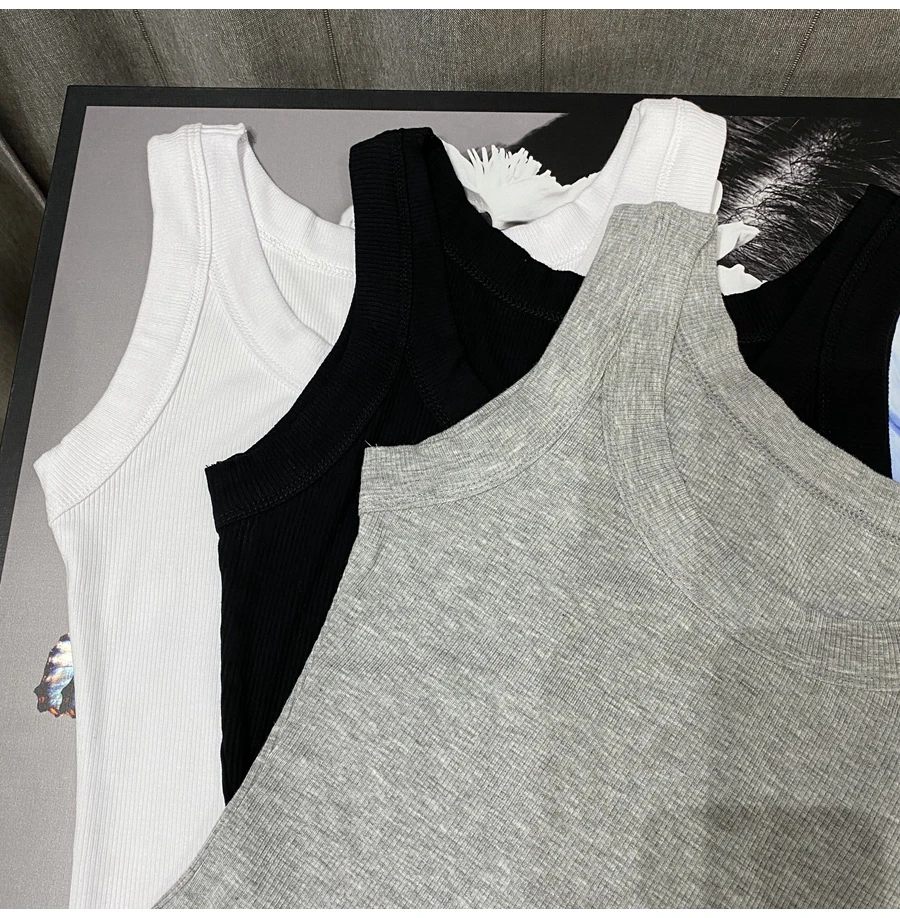 توب نسائي مثير بحمالات رفيعة، قميص ضيق كطبقة أساسية، ملابس خارجية عصرية للصيف