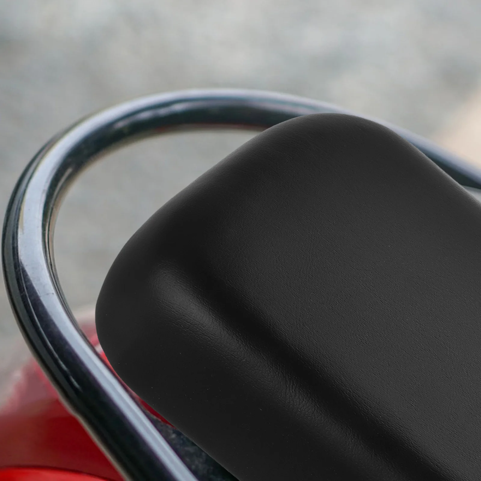 

Electric Bike Rear Seat Cushion Thickened Durable Plastic Iron Universal Backrest For Adult Outdoor Cycling Stable