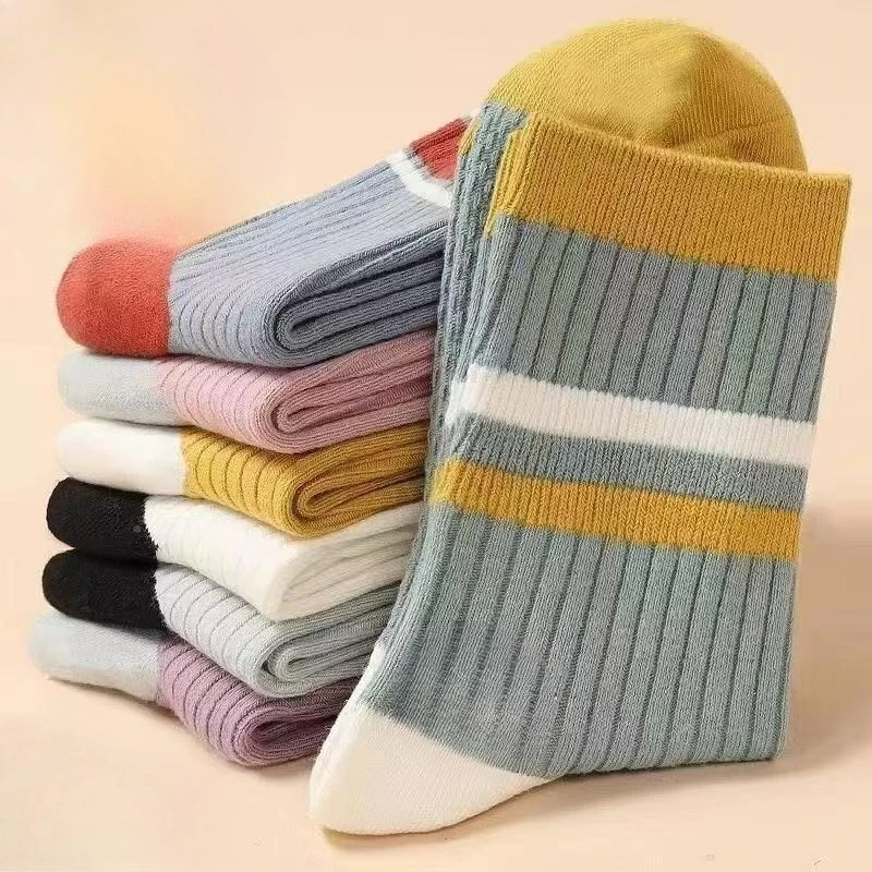 

1/5 пар повседневных удобных женских осенних носков с цветовыми блоками, модные, влагопоглощающие, с защитой от запаха, длинные женские носки