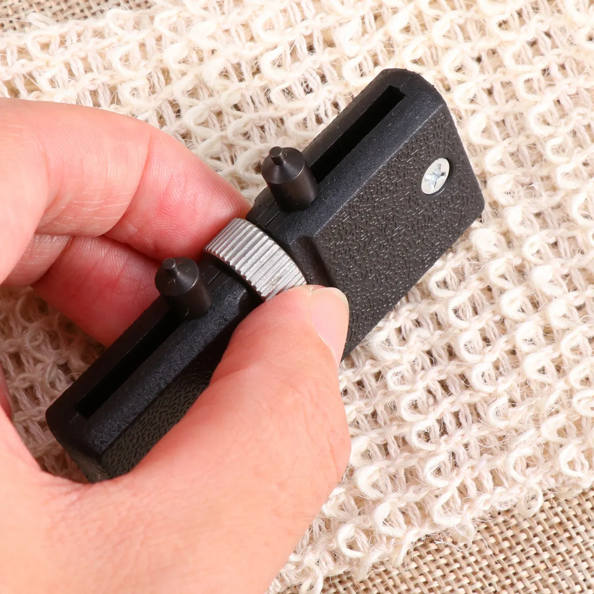 Watch Adjustable Back Case Opener Closer Remover Repair Professional Black Watchmaker Holder Tool for Watch Repair DIY