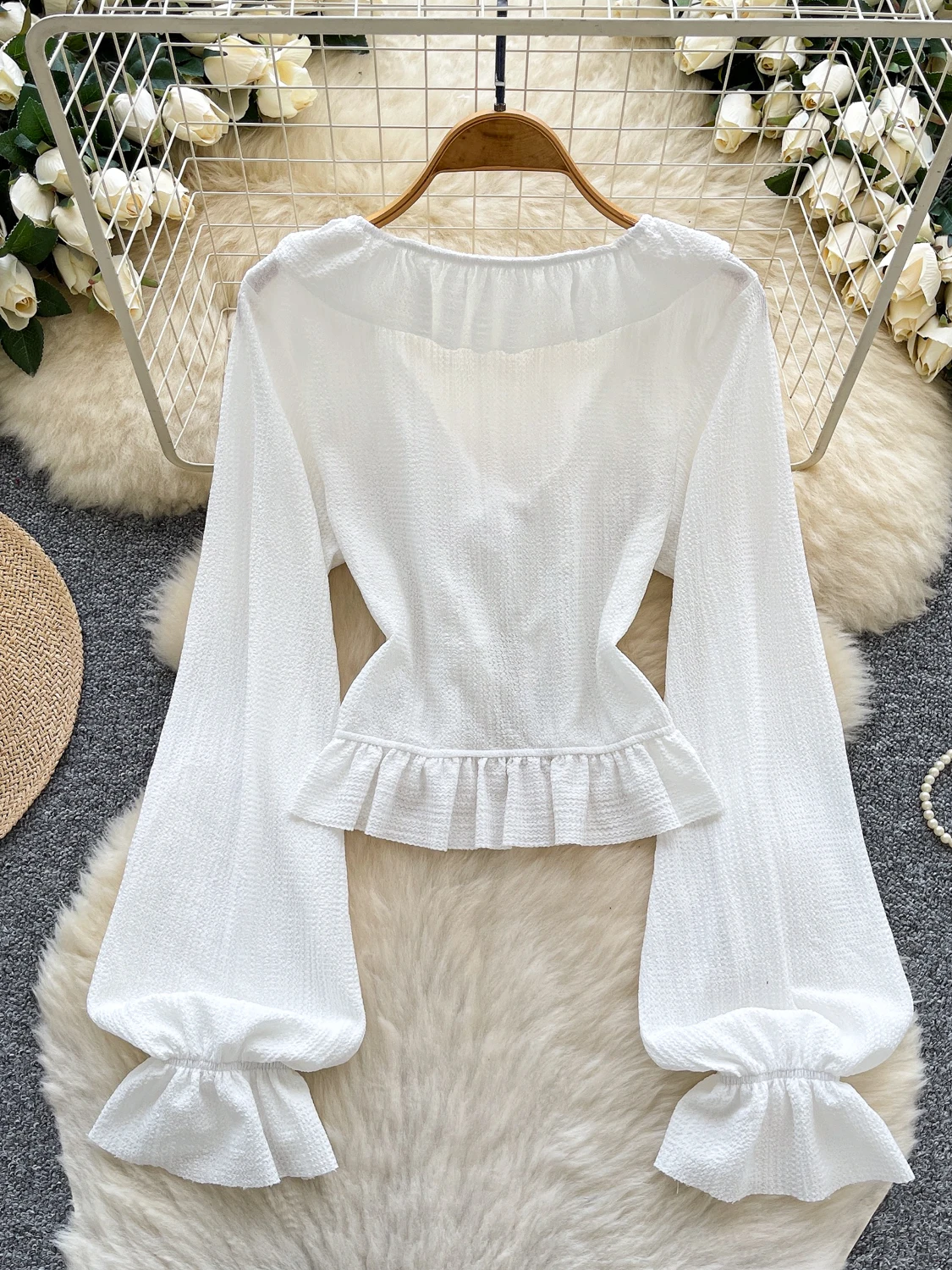 Francuska sukienka z dekoltem w serek, zapinana na guziki, damska, modna, wiosenno-jesienna, luźny krój, oddychająca, poliestrowa, długa sukienka.