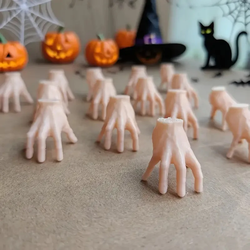 15pcs Funny Tiny Halloween Horror Mini Plastic Hands Finger Gesture Toys Teasing Cat Rubber Puppets Novelty Kids Favor Gift Toys