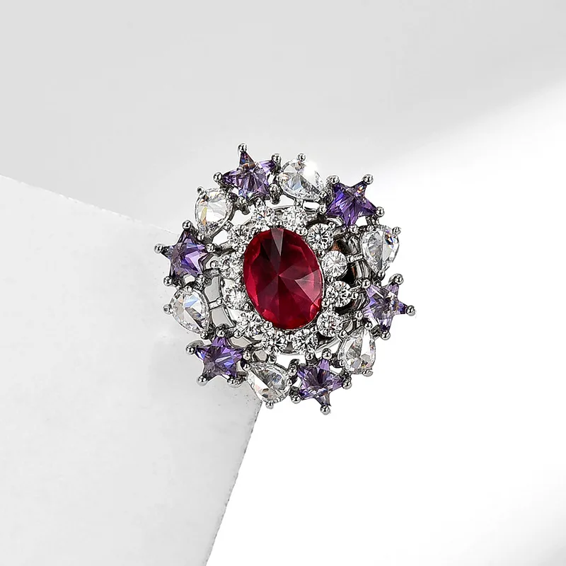 Chinese Style Lucky Auspicious Fortune Magnetic Brooch Baroque Palace Geometric Ruby Red Purple Star Crystal Accessory For Women