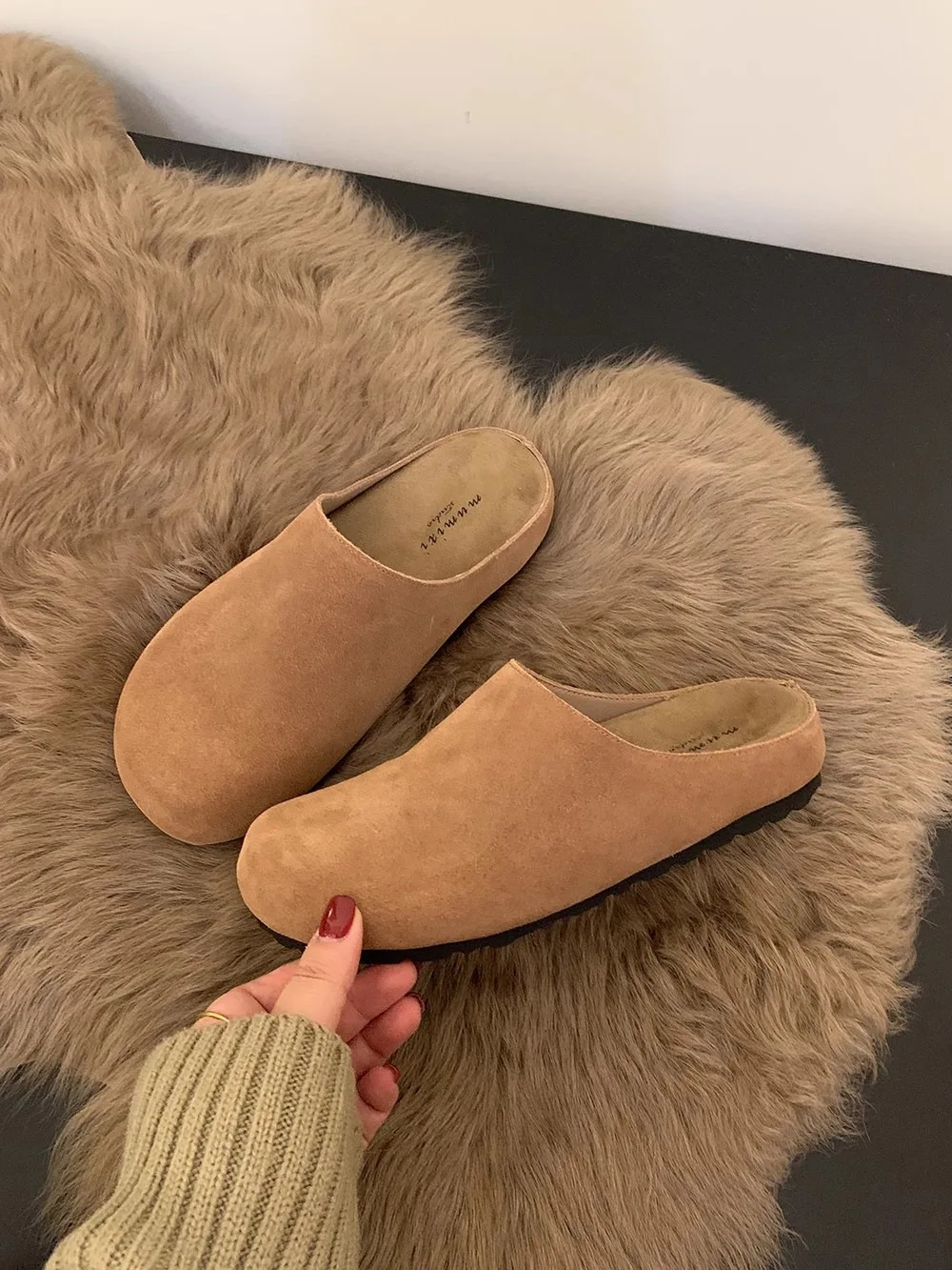 Crestar Fashion Flat Slippers For Women 2025 New Outdoor Cozy Soft Flat Mules Lady Retro Spring House Slides Antiskid Beach Shoe image 6