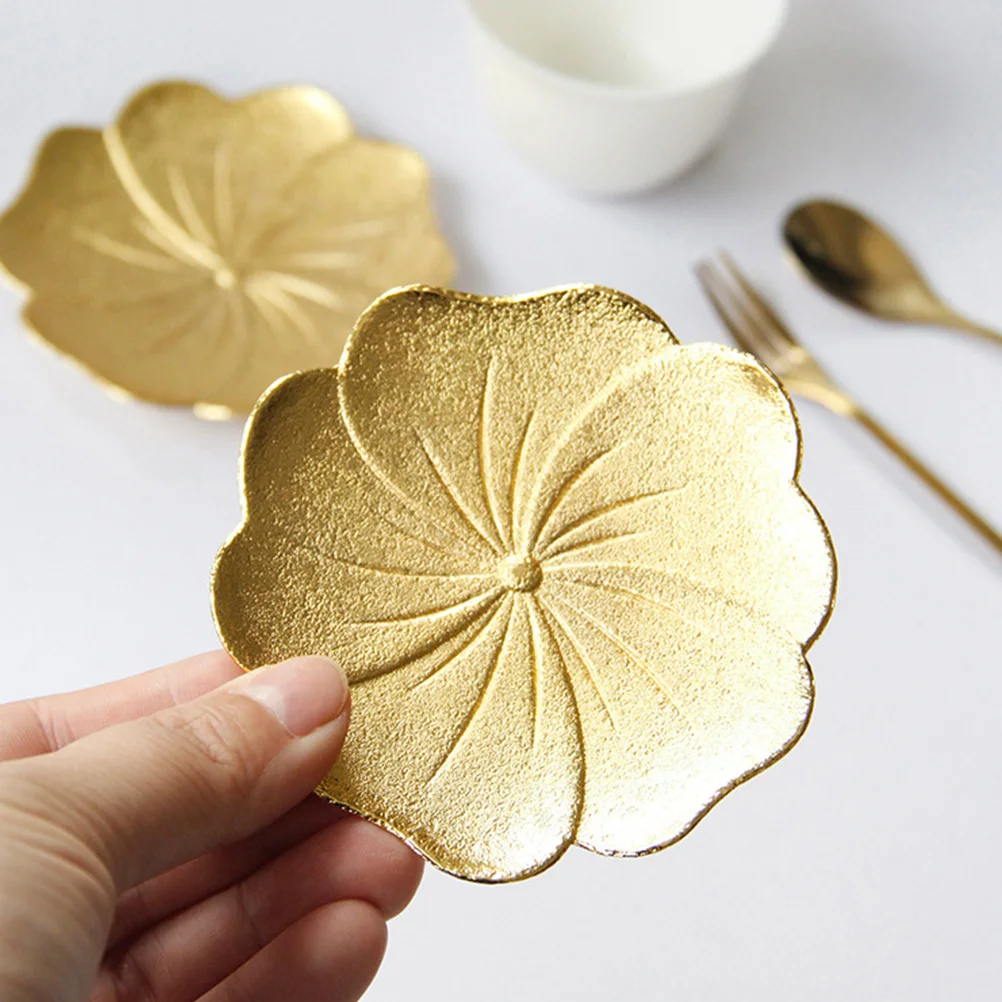 

Anti-Skidding Lotus-Leaf Cup Coaster Heat-Resistant Copper Alloy Table Centerpieces for Home Party Cup Coaster