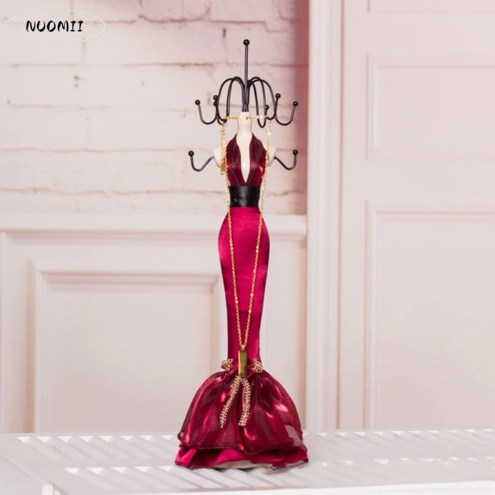 Sofa Necklace Mannequin Display Stand High-heeled Shoes Dress High Heels Jewelry Display Rack Elegant Velvet