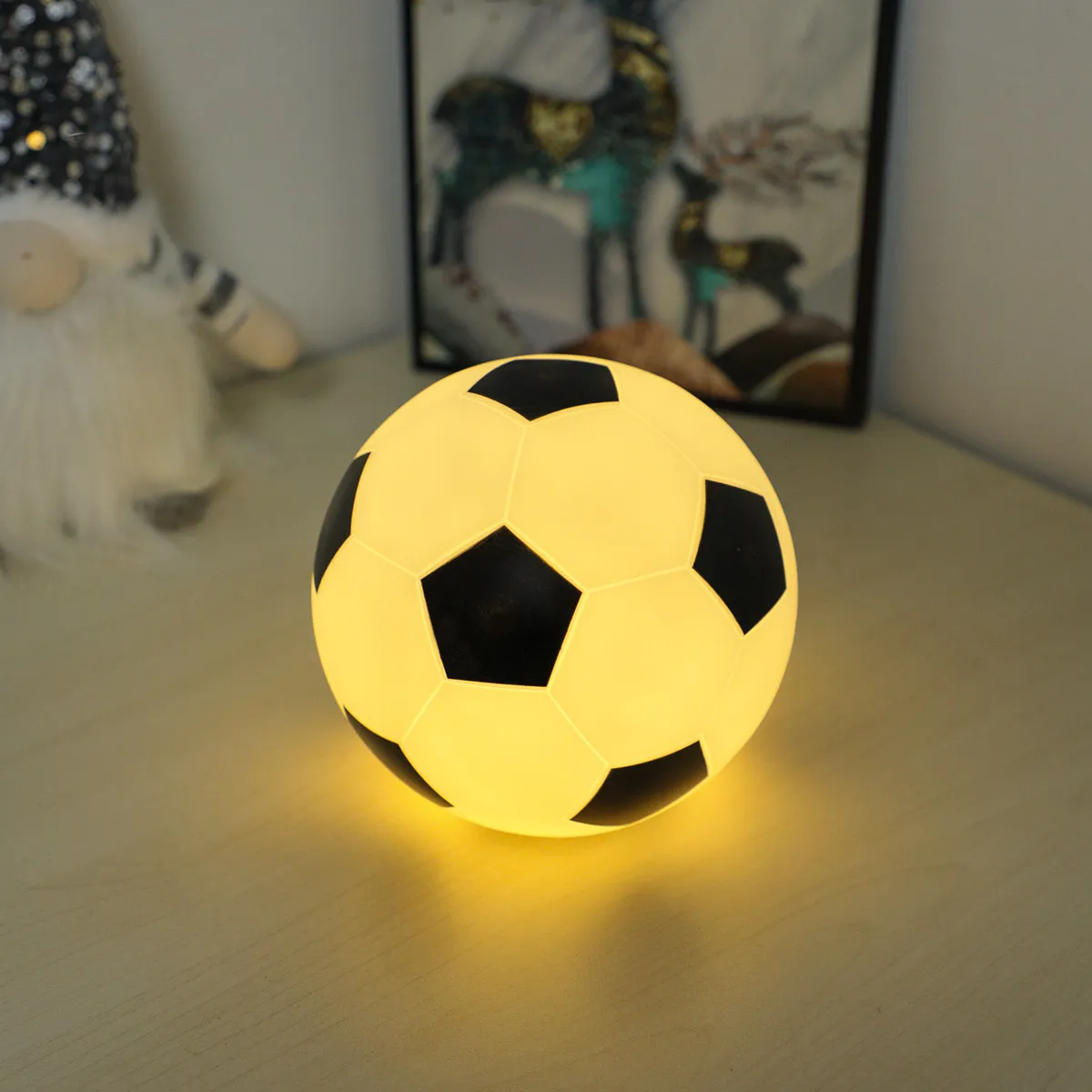 1pc 14cm/5.5in 3D Football Night Light Bedroom Desktop Decoration Soccer Lamp Battery Powered Perfect Gift For Teenagers Decor