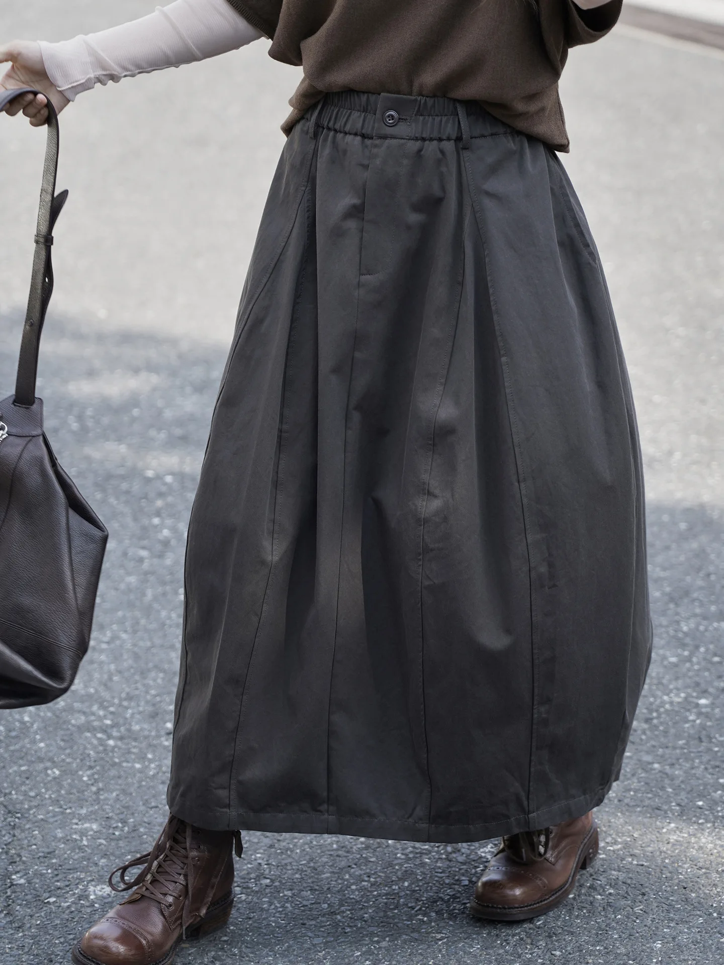 여성용 심플한 곡선형 신축성 높은 허리 스커트, 캐주얼한 나이를 줄여주는 롱 스커트