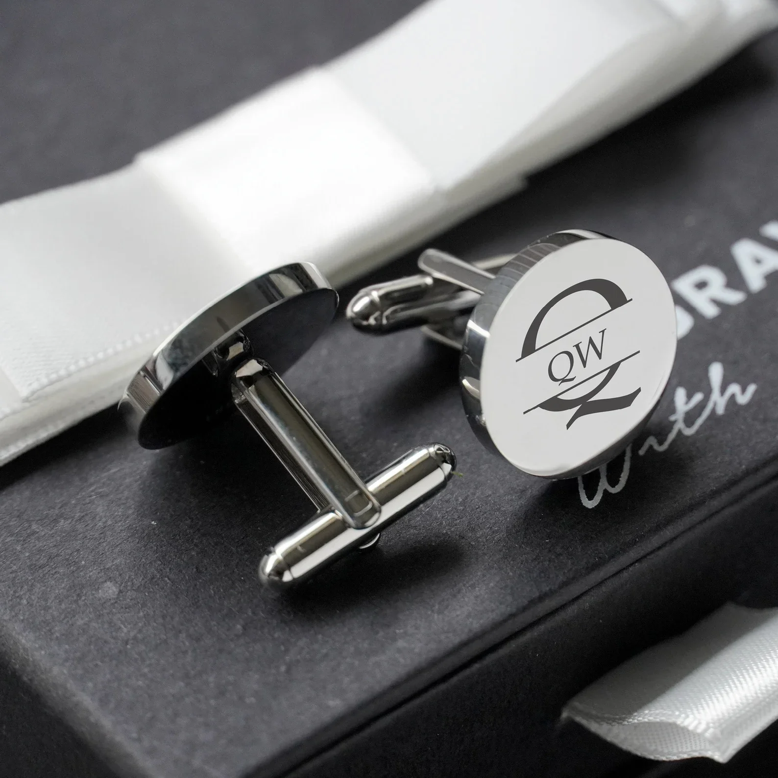 

1 Pair Personalised Engraved Groomsmen Groom Best Man Cufflinks Gold Color Stainless Steel Jewelry Wedding Party Favors Cufflink