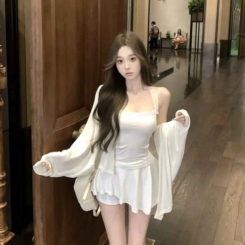 

Весенний комплект 2026: кардиган с кружевной отделкой и рукавами «летучая мышь», асимметричная юбка, облегающий топ, женская одежда.