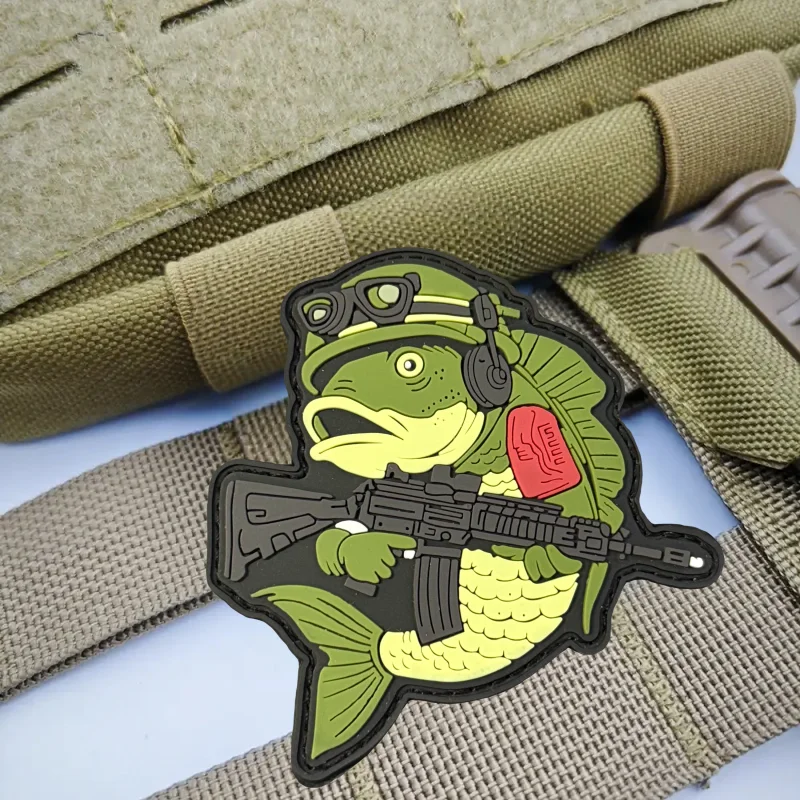 Parche PVC pescado con gancho y bucle para chaleco táctico y uniforme - imagen 4