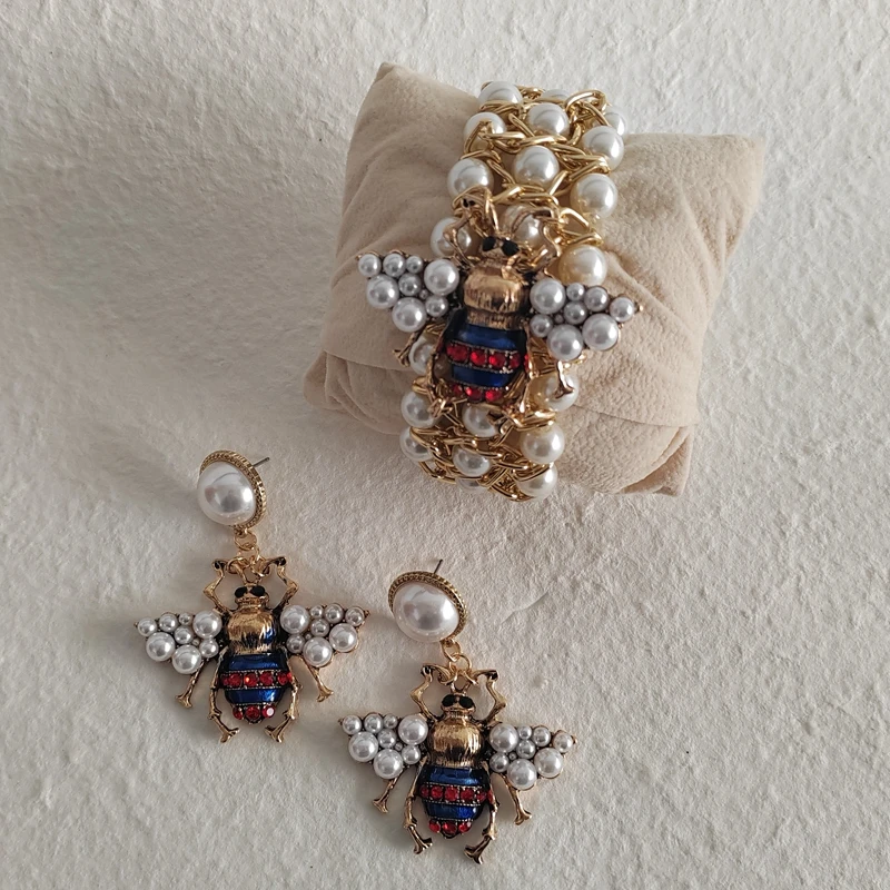 

Luxury Navy Crystal Bee Pearl Pendant Necklace Earring Bracelet Jewelry Set For Women Party Gift