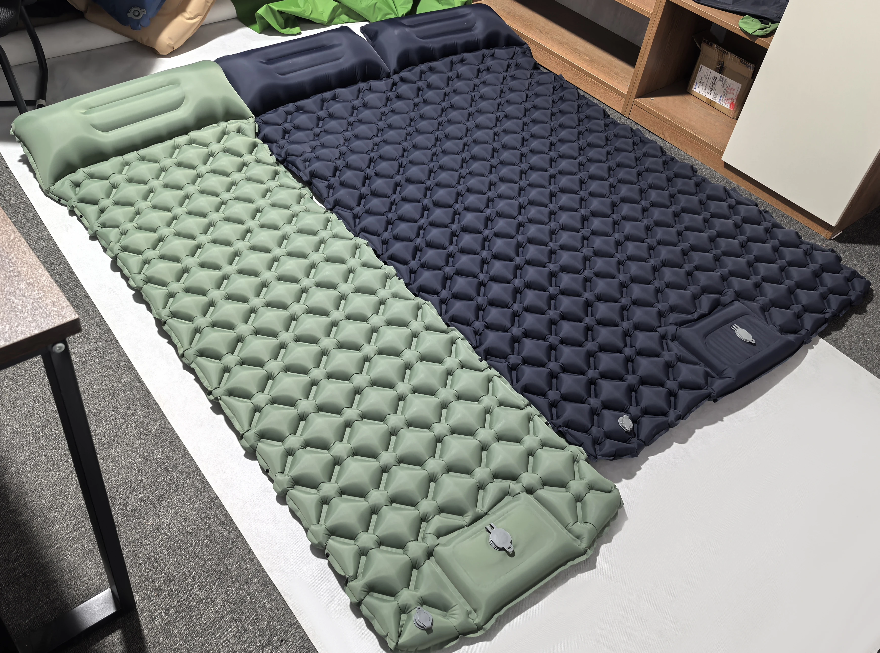 bestseller-materasso-gonfiabile-a-rombi-per-due-persone-leggero-impermeabile-ideale-per-attivita-all'aperto